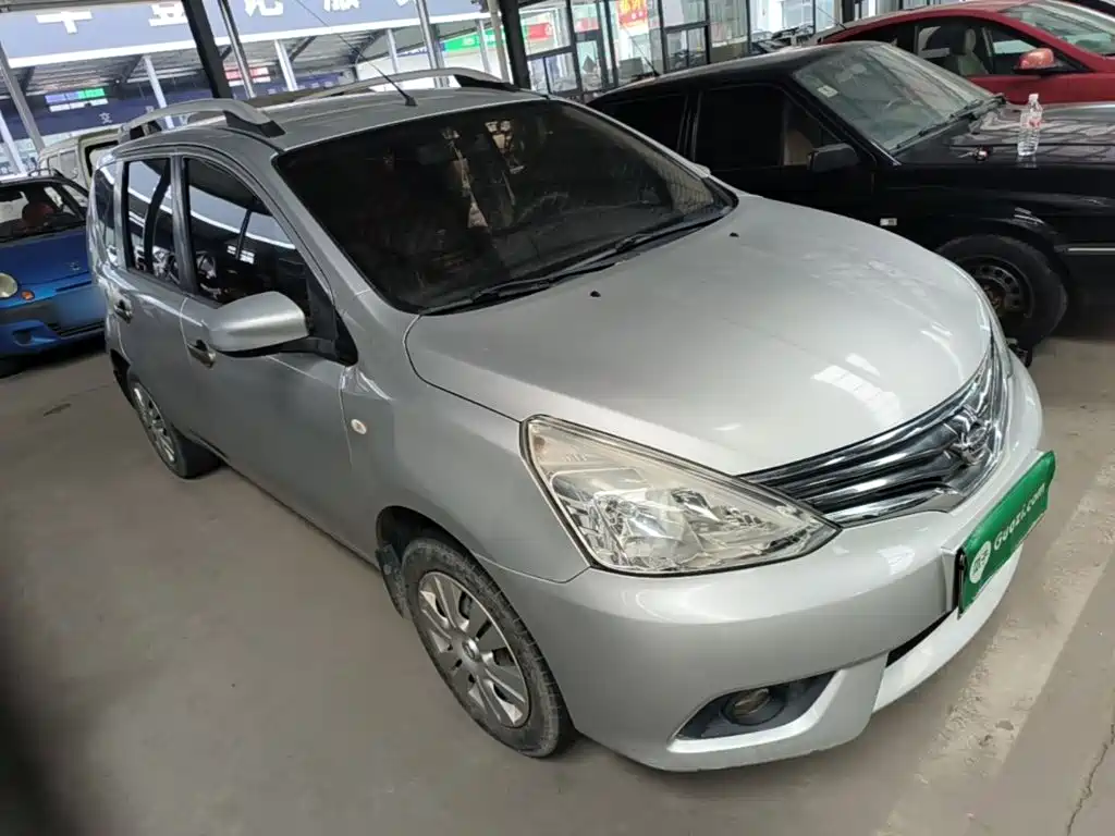 Nissan Livina 2015 2013 1.6XE Manual Comfort