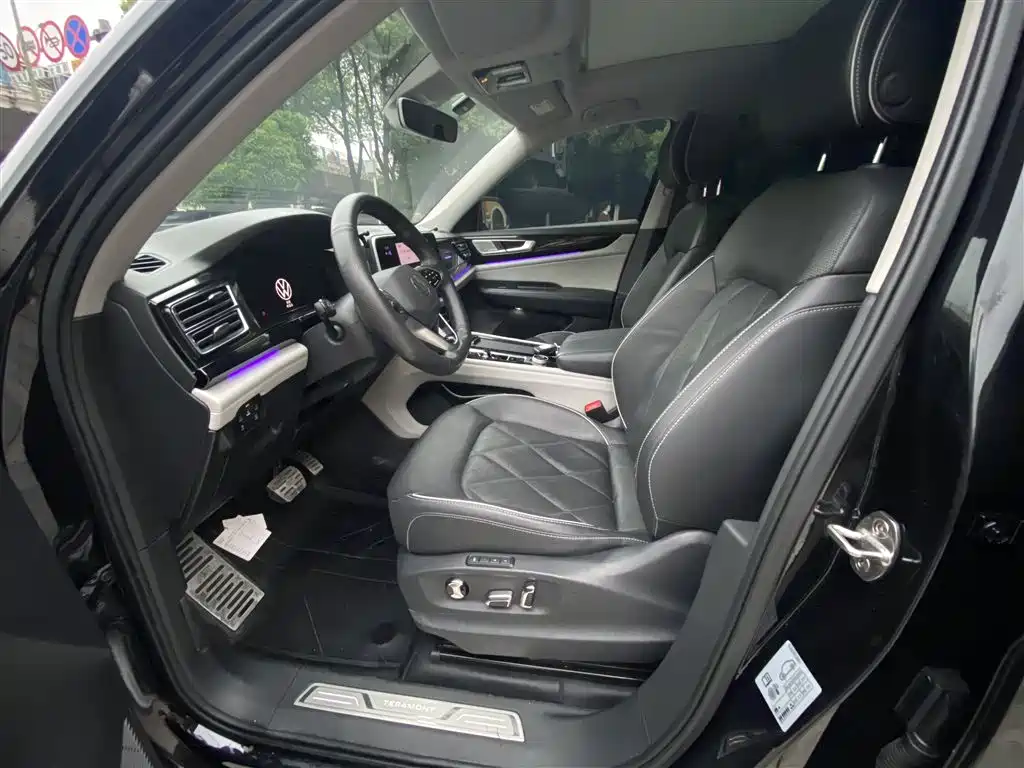 VOLKSWAGEN TOURANG