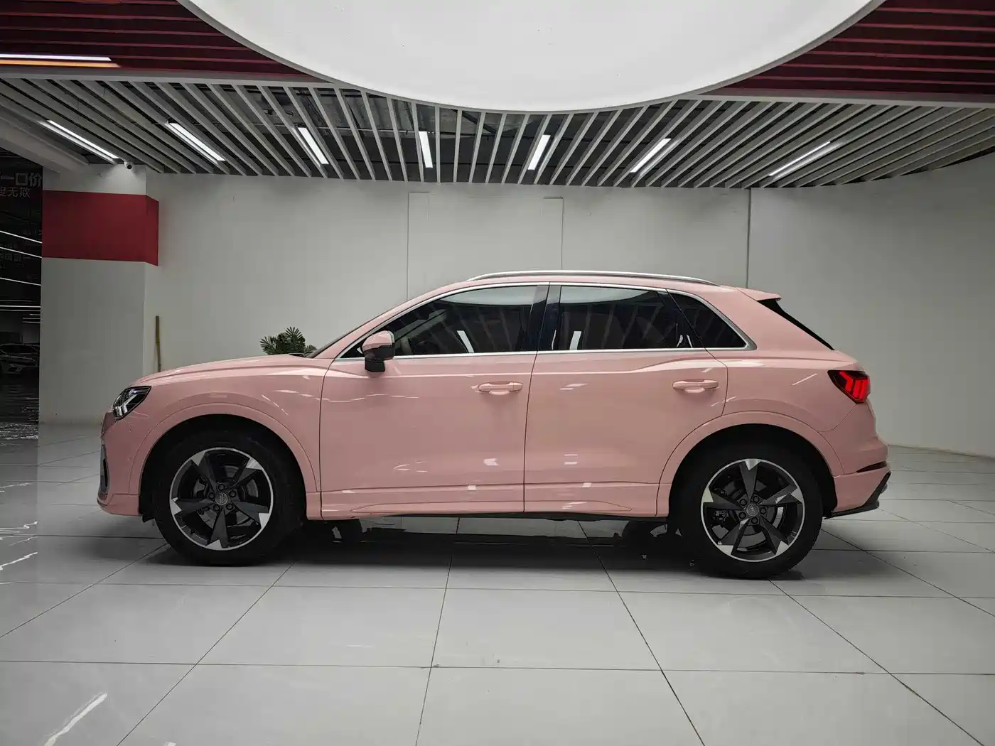 Audi Q3 2021 35 TFSI Fashion Sport фото 2