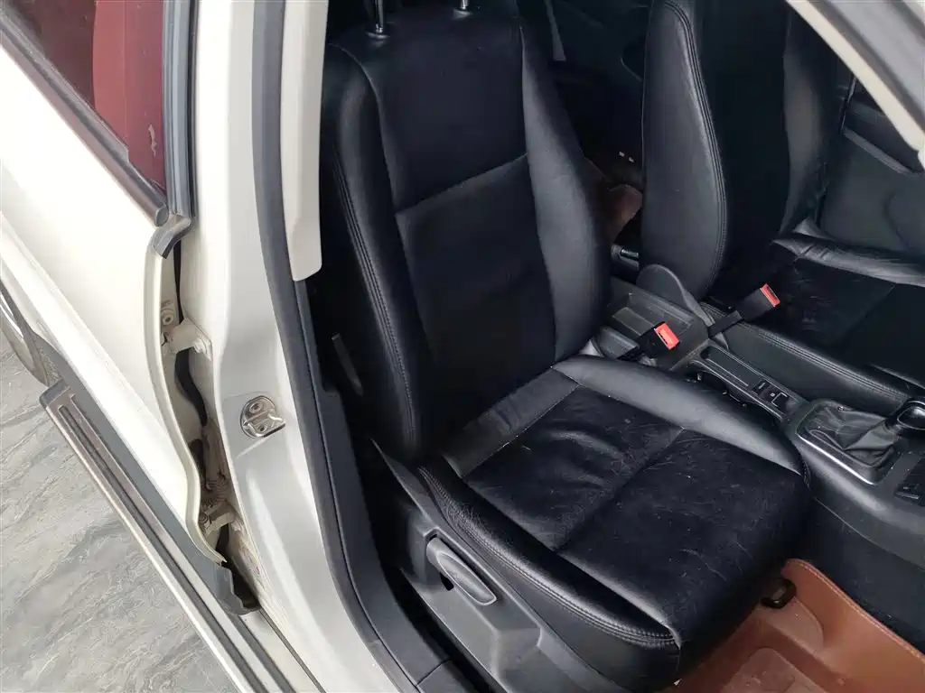 Volkswagen Tiguan 2015 1.8TSI Automatic 2WD Trendline фото 25