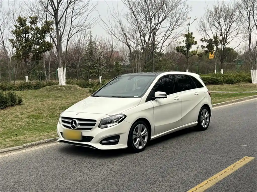 Mercedes-Benz B-Class 2017 B 200 Dynamic