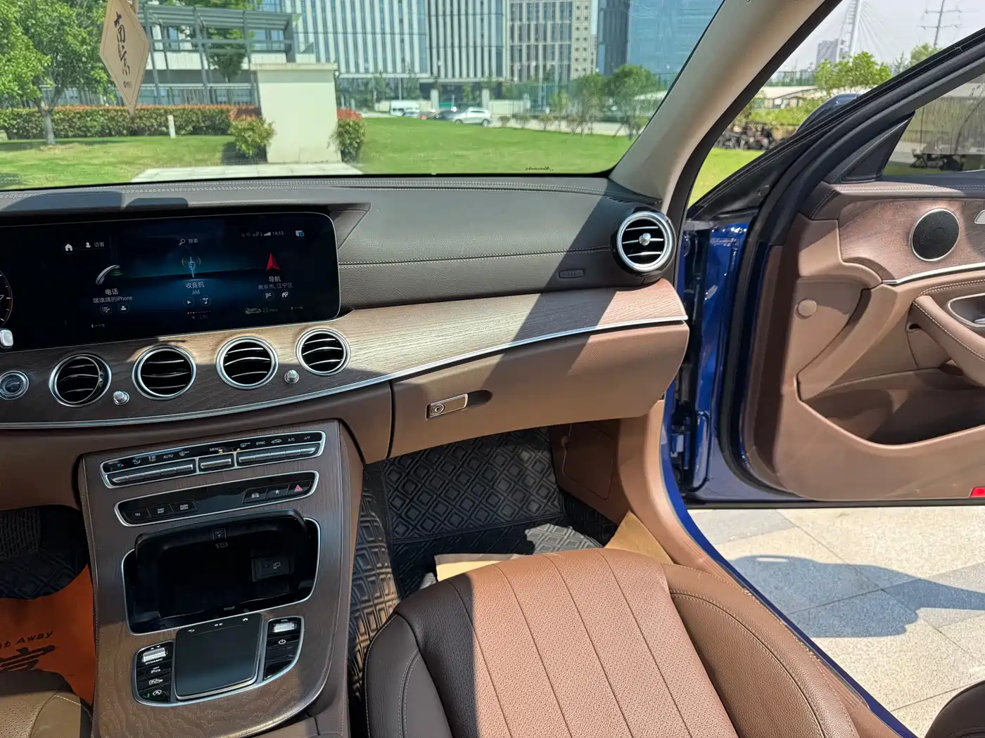 Mercedes-Benz E-Class 2021 E 300 L Fashion фото 24
