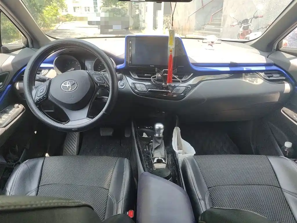 Toyota IZOA 2018 2.0L Yichi Edition China V фото 13
