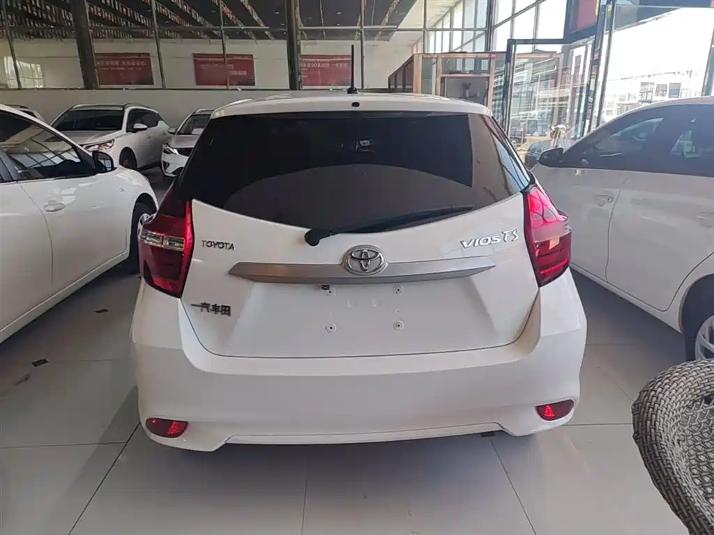 Toyota Vios FS 2017 1.5L CVT Fengchi Edition фото 6