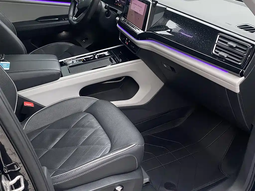VOLKSWAGEN TOURANG