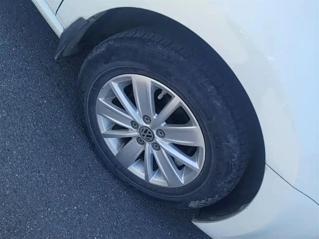 Volkswagen Polo 2018 1.5L Auto Safe Drive фото 14