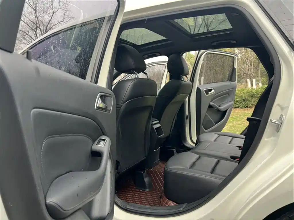 Mercedes-Benz B-Class 2017 B 200 Dynamic фото 12