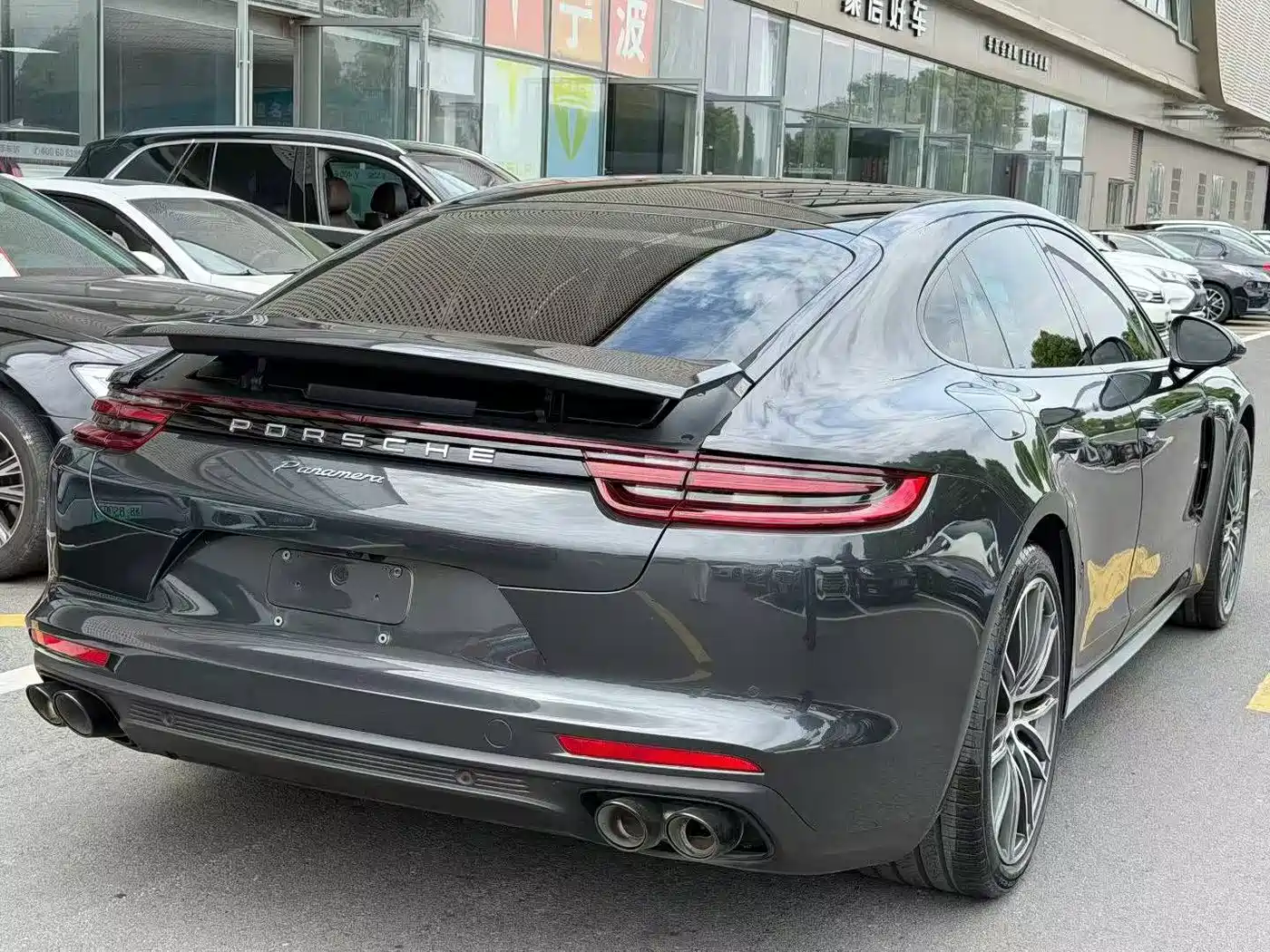 Porsche Panamera 2019 Panamera 4 Executive Long Wheelbase 2.9T фото 9