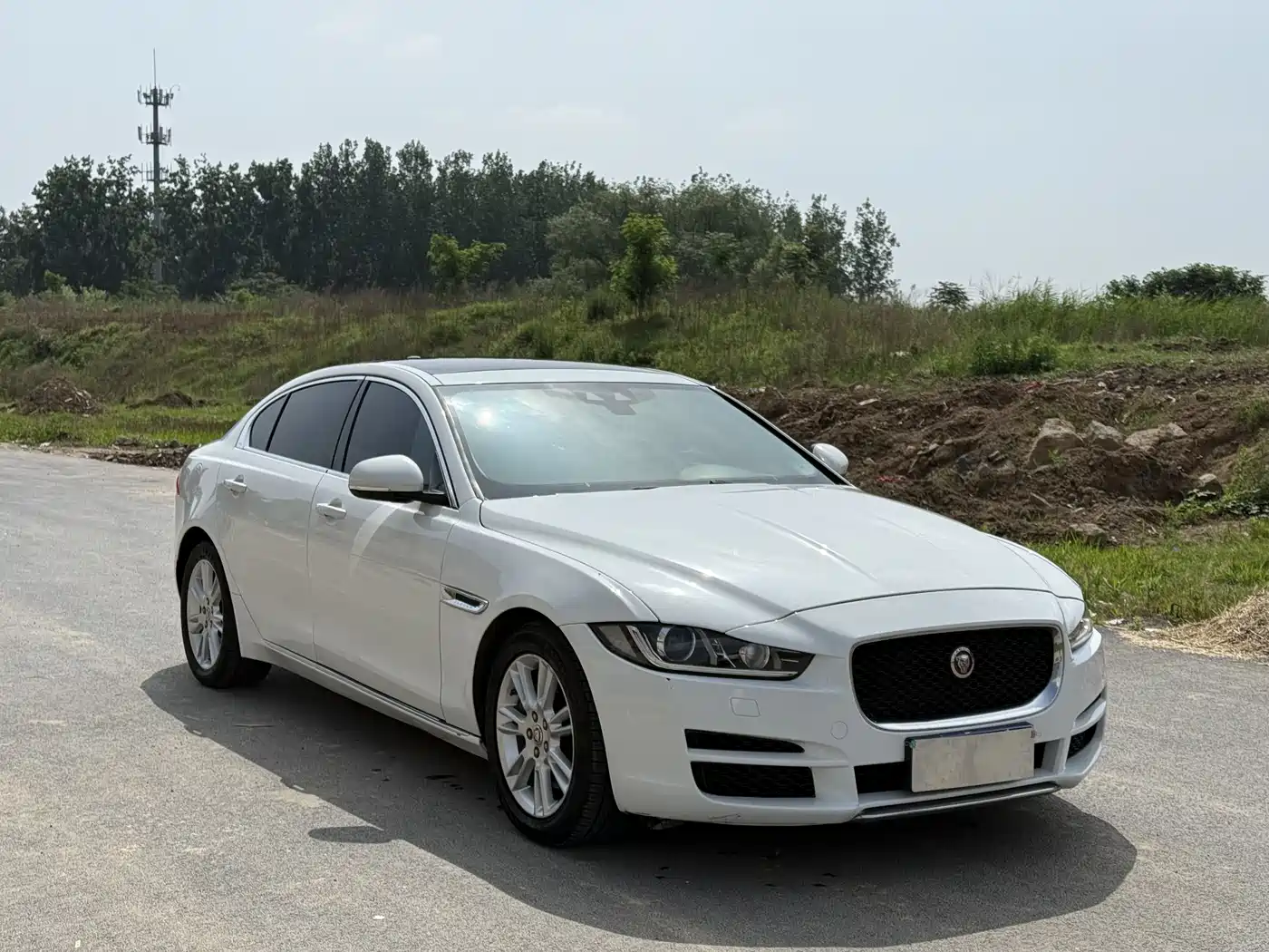 Jaguar XEL 2019 2.0T 200PS Luxury фото 3
