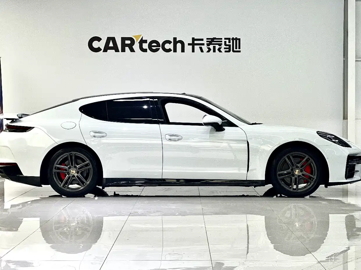 Porsche Panamera 2010 Panamera 3.6L фото 3