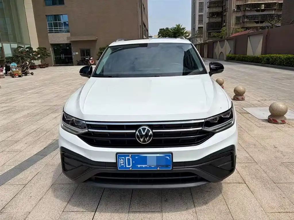 Volkswagen Tiguan L 2025 Model 300TSI Auto 2WD Dragon Edition фото 2