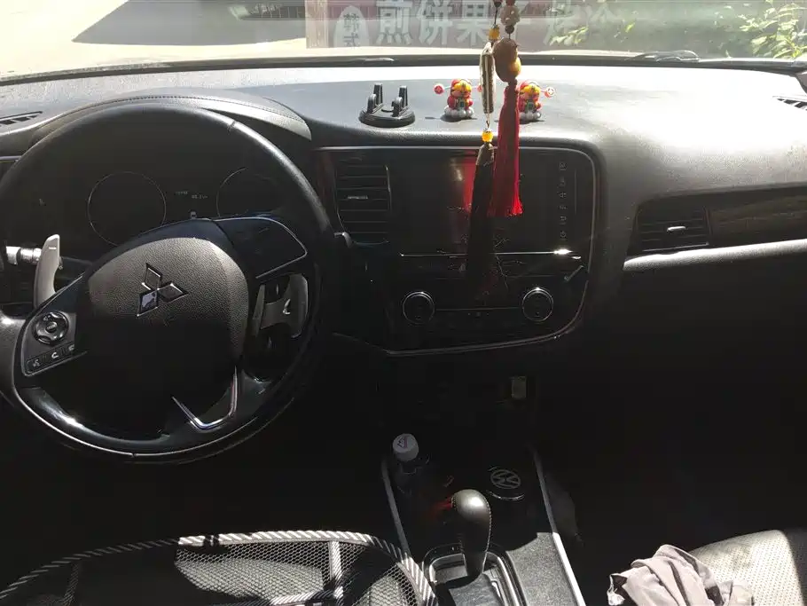 Mitsubishi Outlander 2018 2.4L 4WD Elite Edition 5-seater фото 12