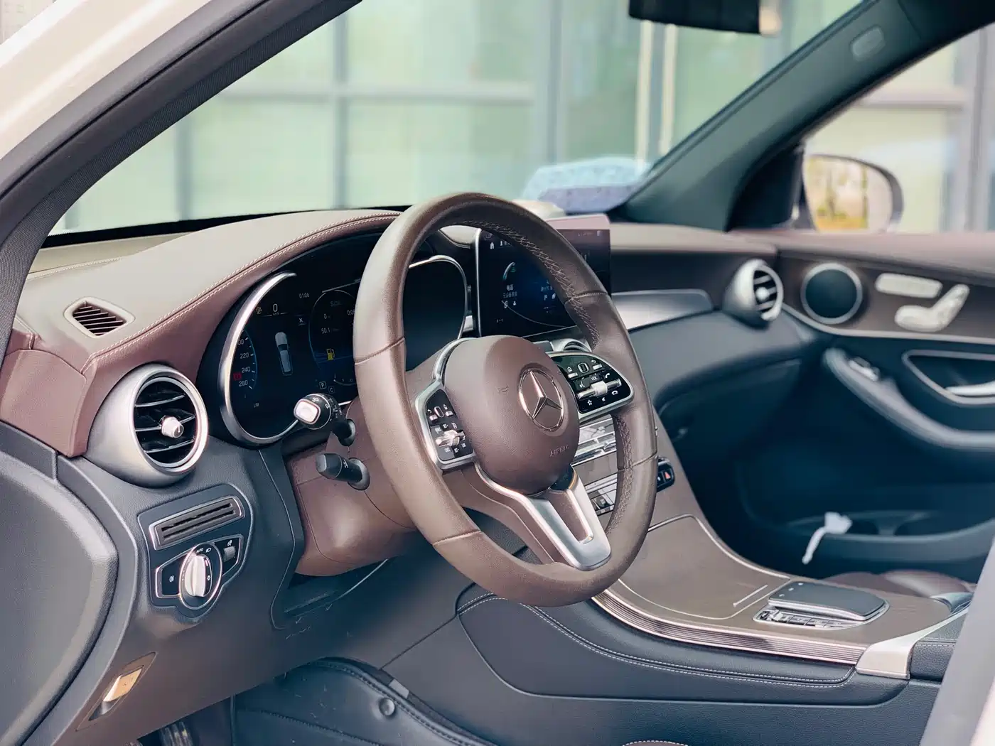 Mercedes-Benz GLC 2021 GLC 260 L 4MATIC Luxury фото 8