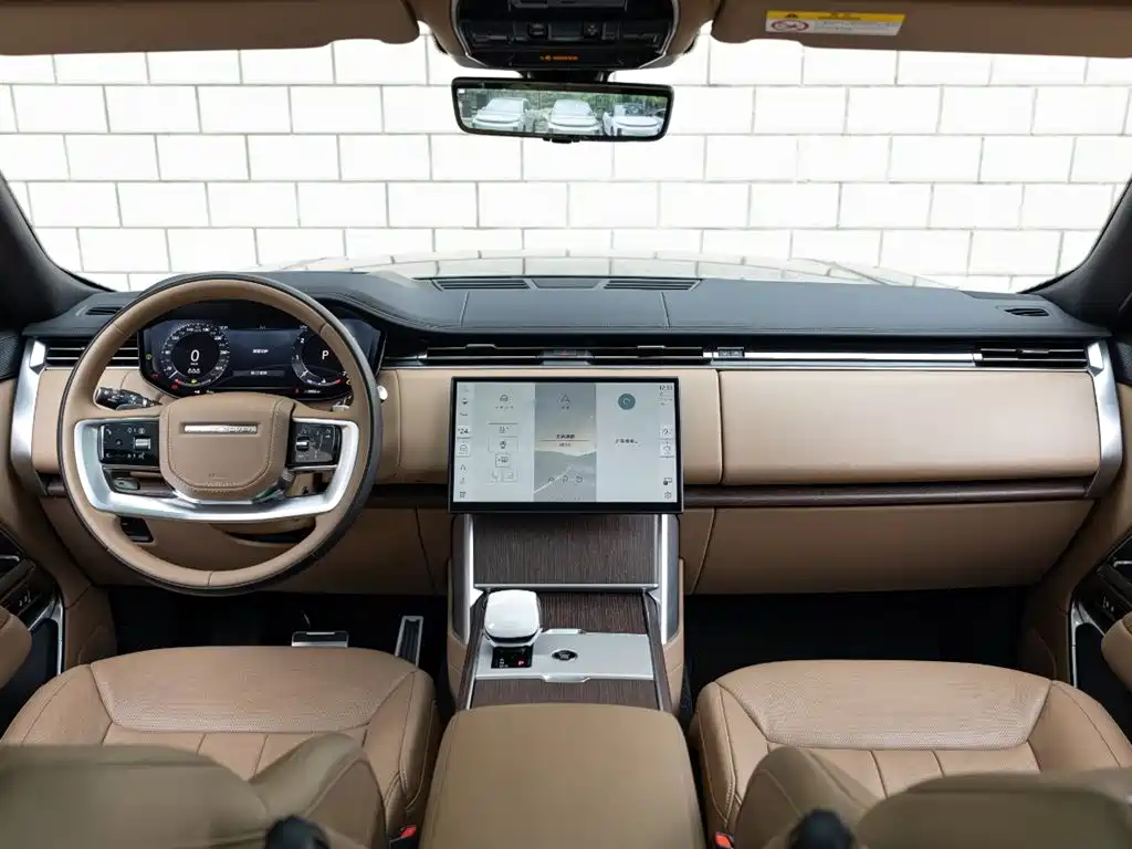 Land Rover Range Rover 2024 3.0 L6 400PS Genesis Extended фото 10