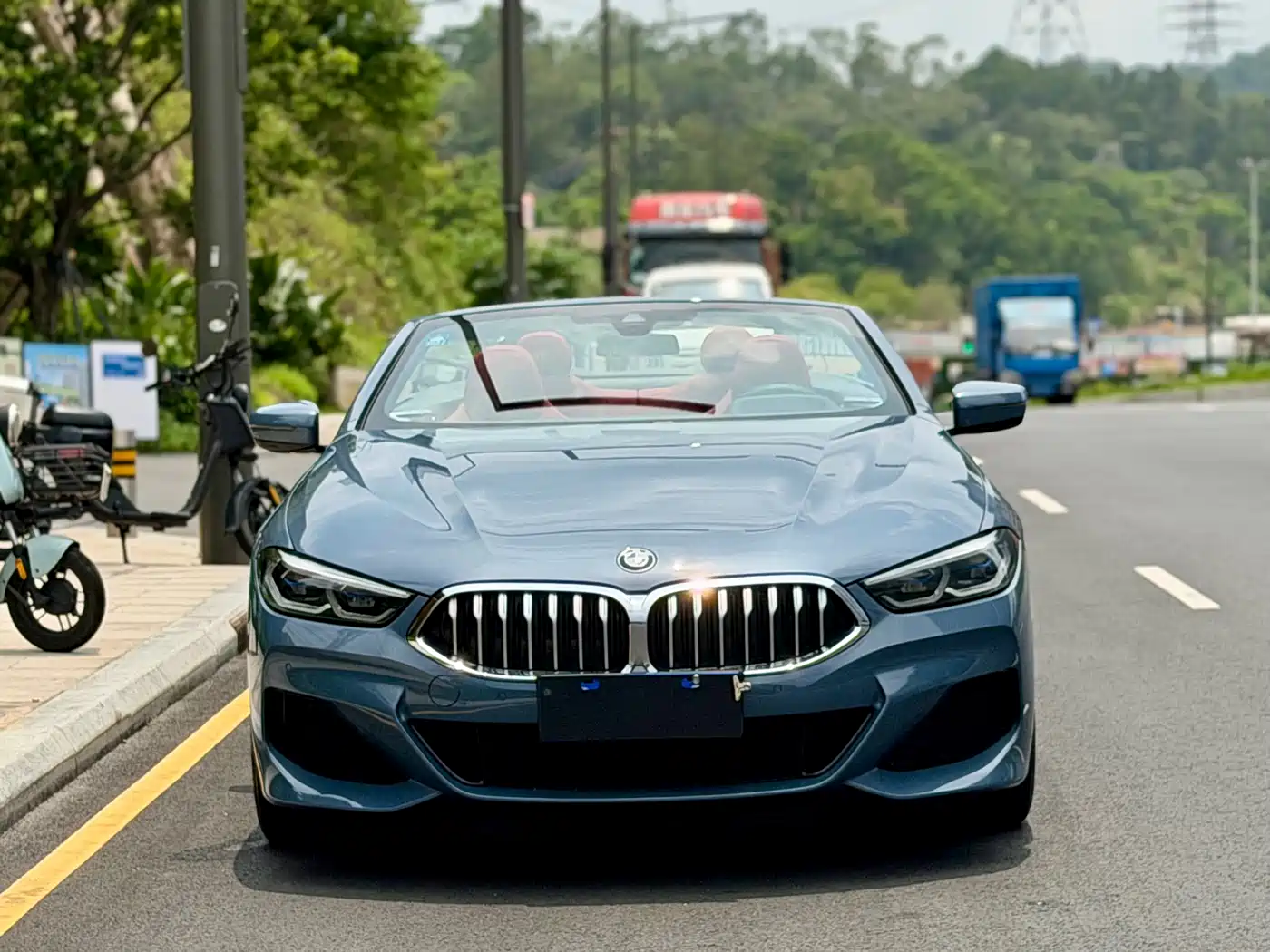 BMW 8 Series 2019 840i Convertible M Sport фото 4
