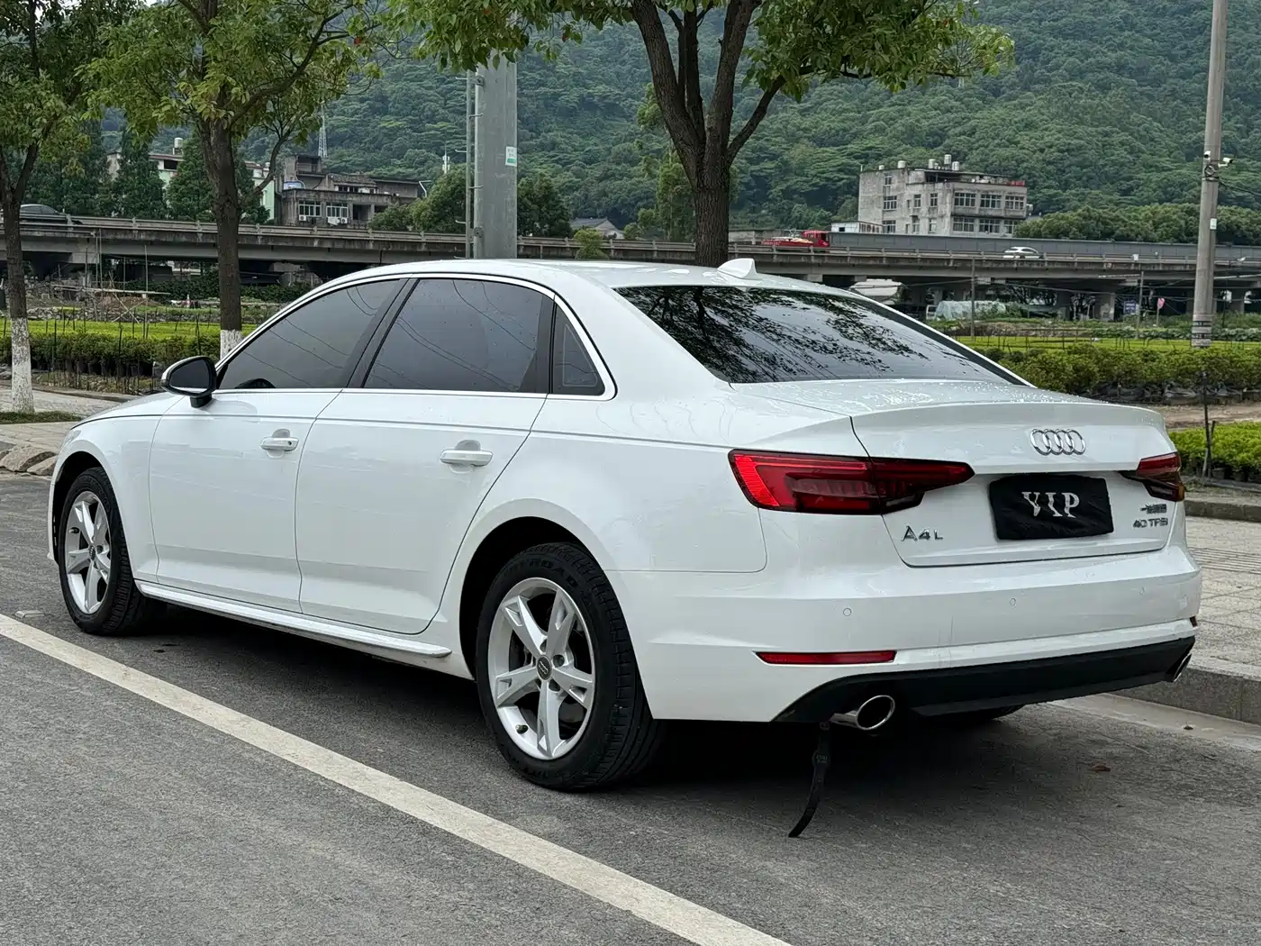 Audi A4L 2017 40 TFSI Fashion Edition фото 5