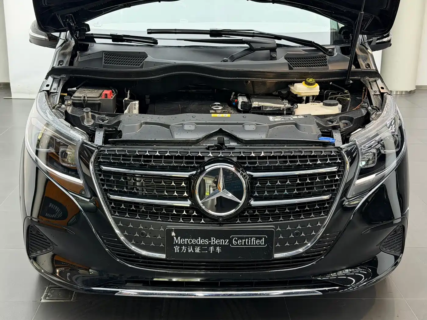 MERCEDES-BENZ V-CLASS
