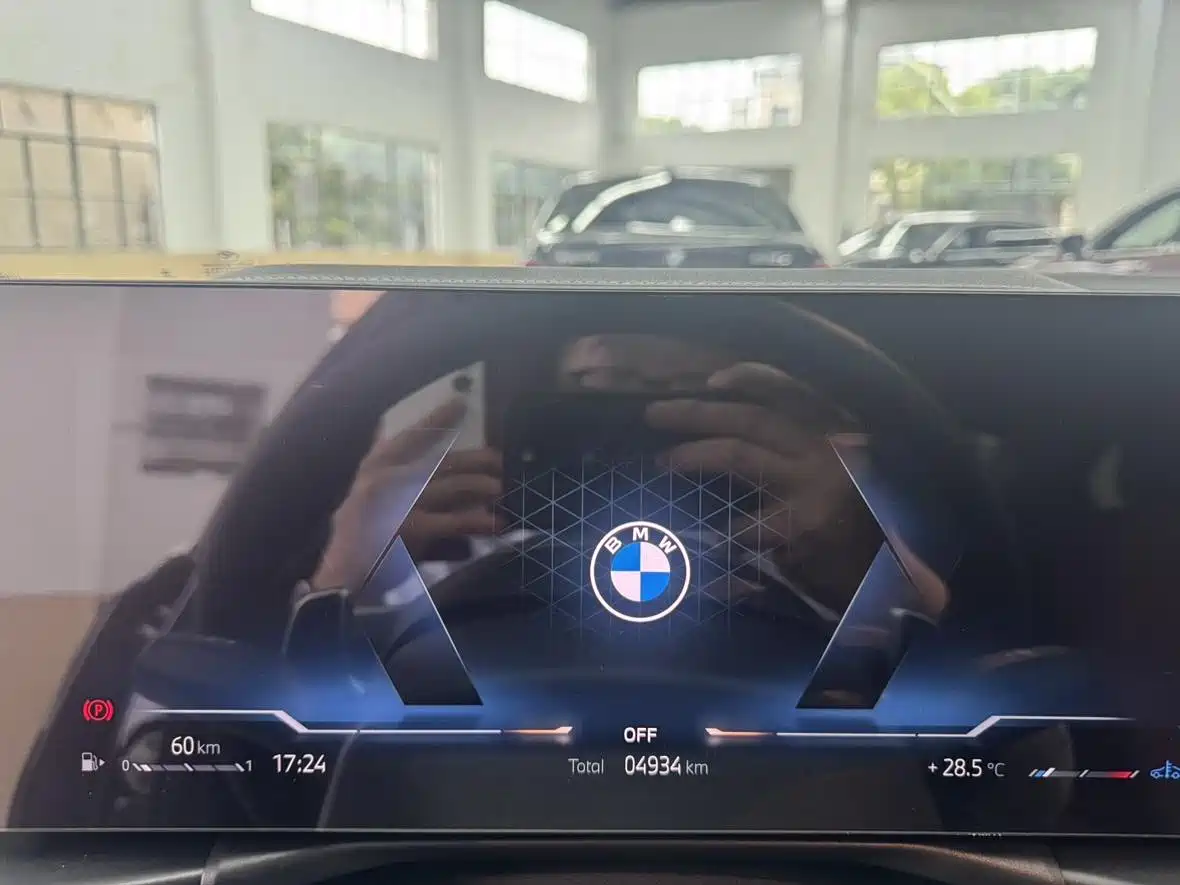 BMW 3 Series 2025 325Li M Sport Package фото 12