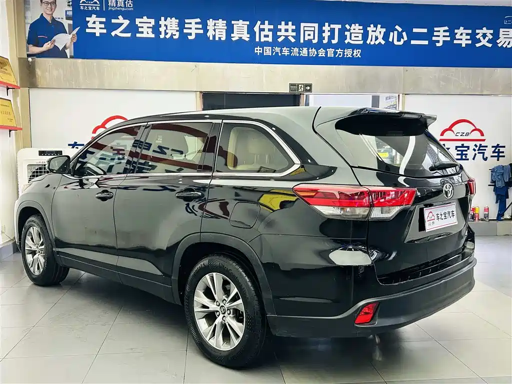 Toyota Highlander 2018 2.0T 4WD Elite 7-seater (China V) фото 7