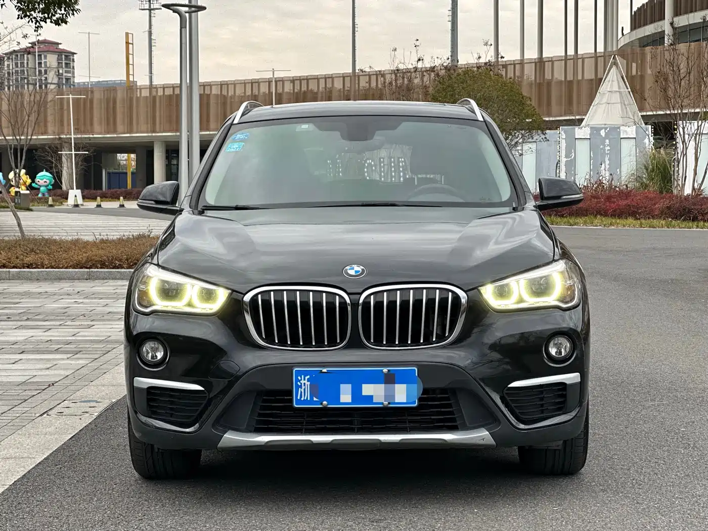 BMW X1 2019 sDrive18Li Premium Model фото 2