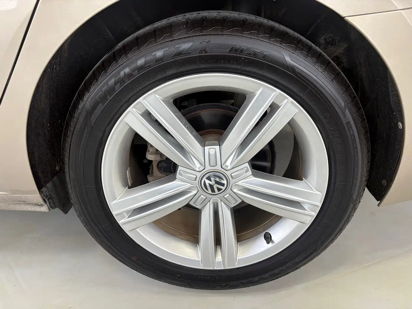 Volkswagen Lamando 2015 280TSI DSG Comfort фото 11