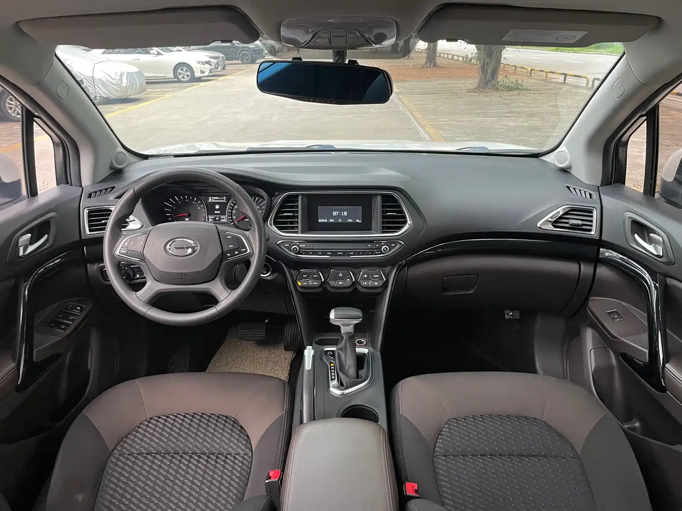 GAC Trumpchi Trumpchi GS4 2017 200T G-DCT 2WD Elite фото 4