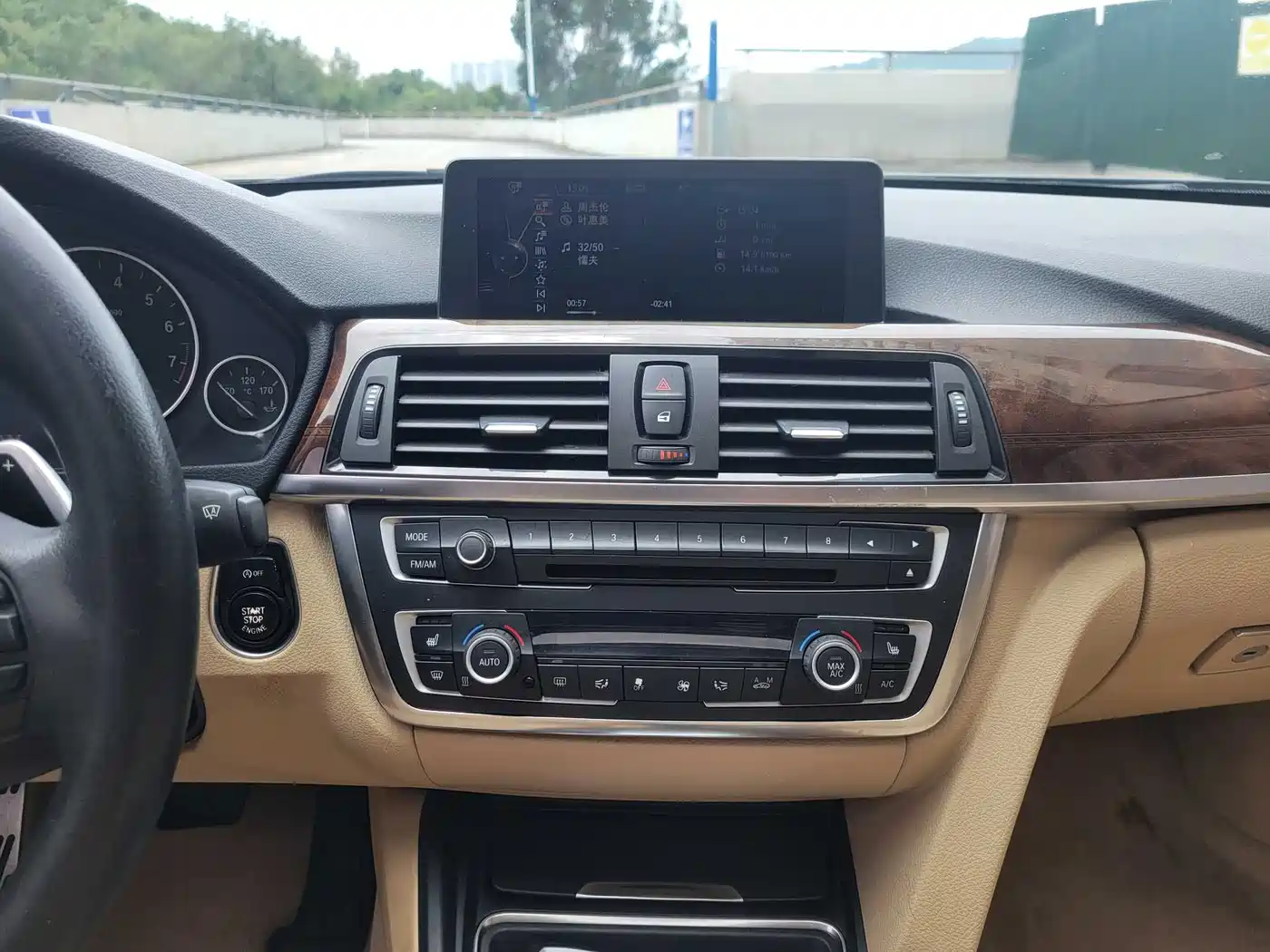BMW 3 Series 2013 Facelift 320Li Luxury Design Package фото 24