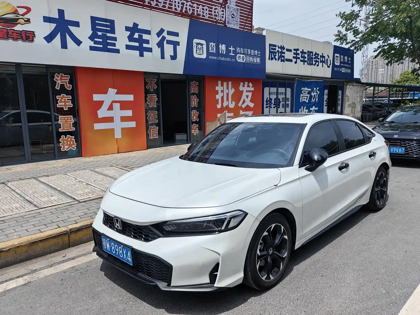 HONDA CIVIC 2025