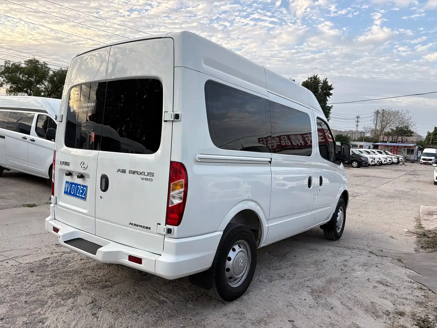 SAIC Maxus Xintu V80 2019 Model 2.5T Classic 6-speed manual Aoyuntong short wheelbase medium roof 5/6-seater фото 4