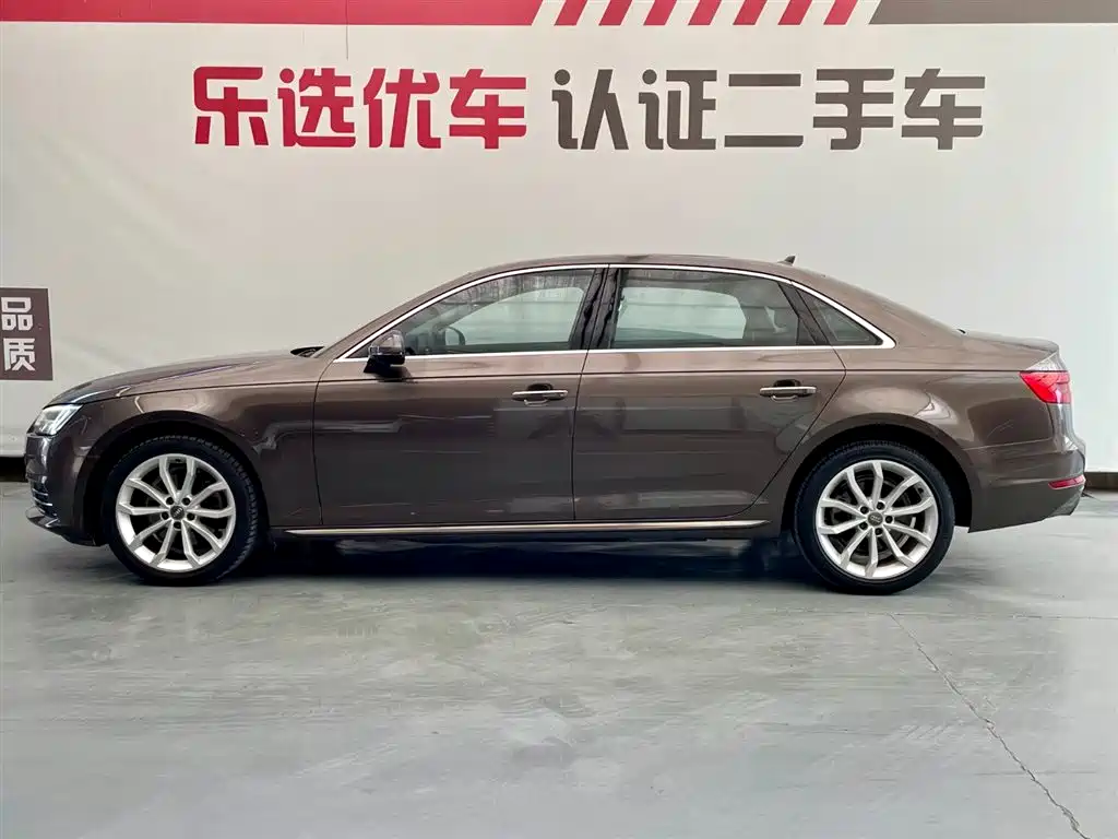 Audi A4L 2017 40 TFSI Style Edition фото 3