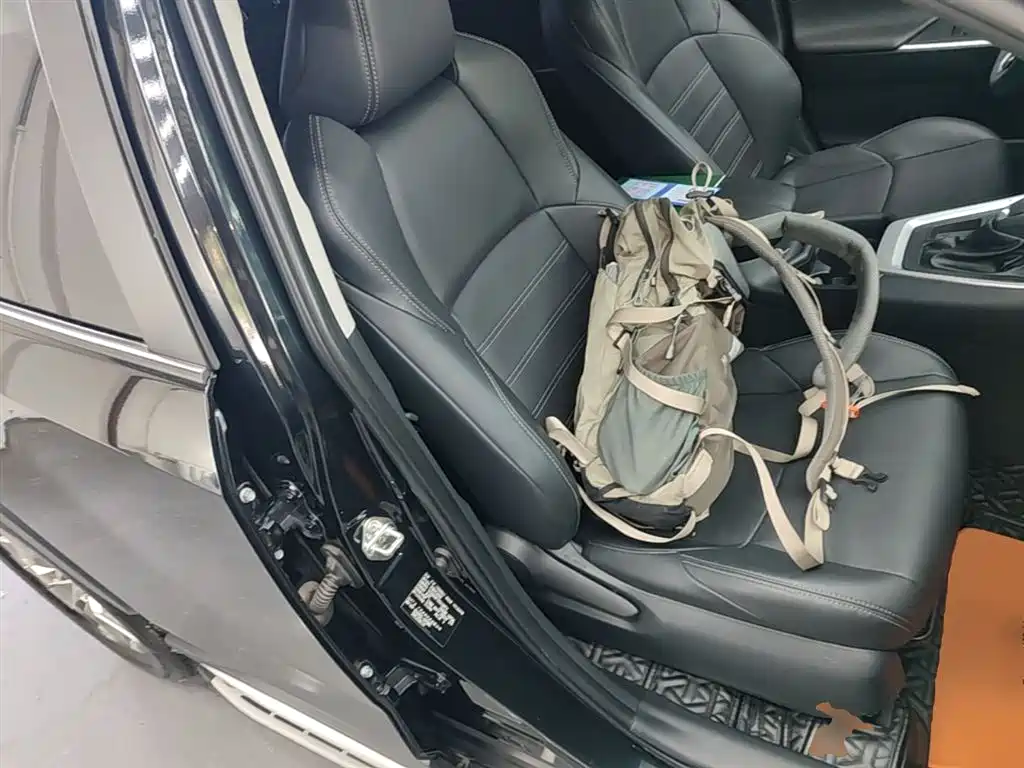 Toyota Wildlander 2022 2.0L CVT FWD Luxury Edition фото 25
