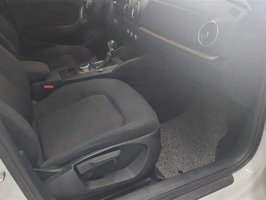 Audi A3 2019 Limousine 35 TFSI Progressive China V фото 8