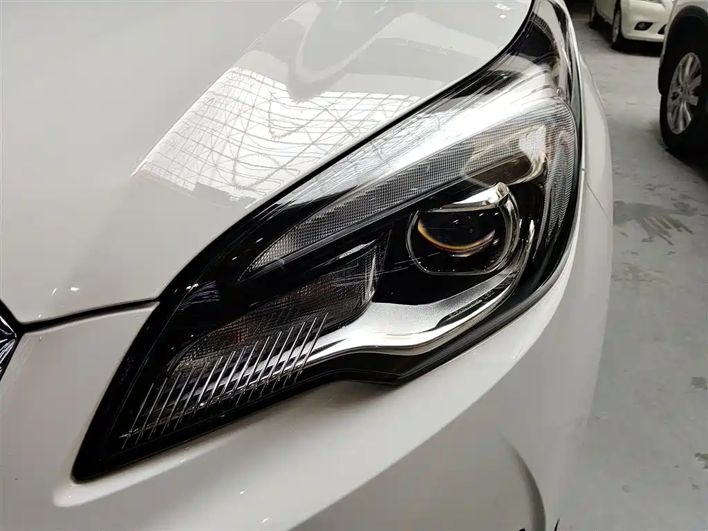 Buick Envision Plus 2019 28T AWD Elite Model China VI фото 24