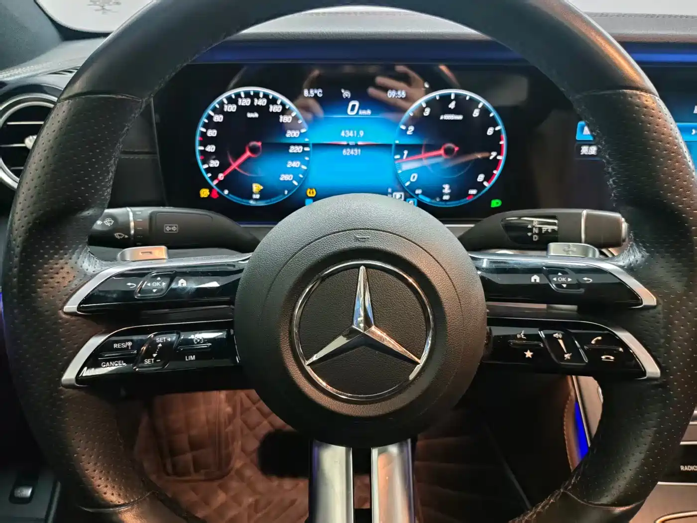 Mercedes-Benz E-Class 2021 E 300 L Sport Luxury Edition фото 14