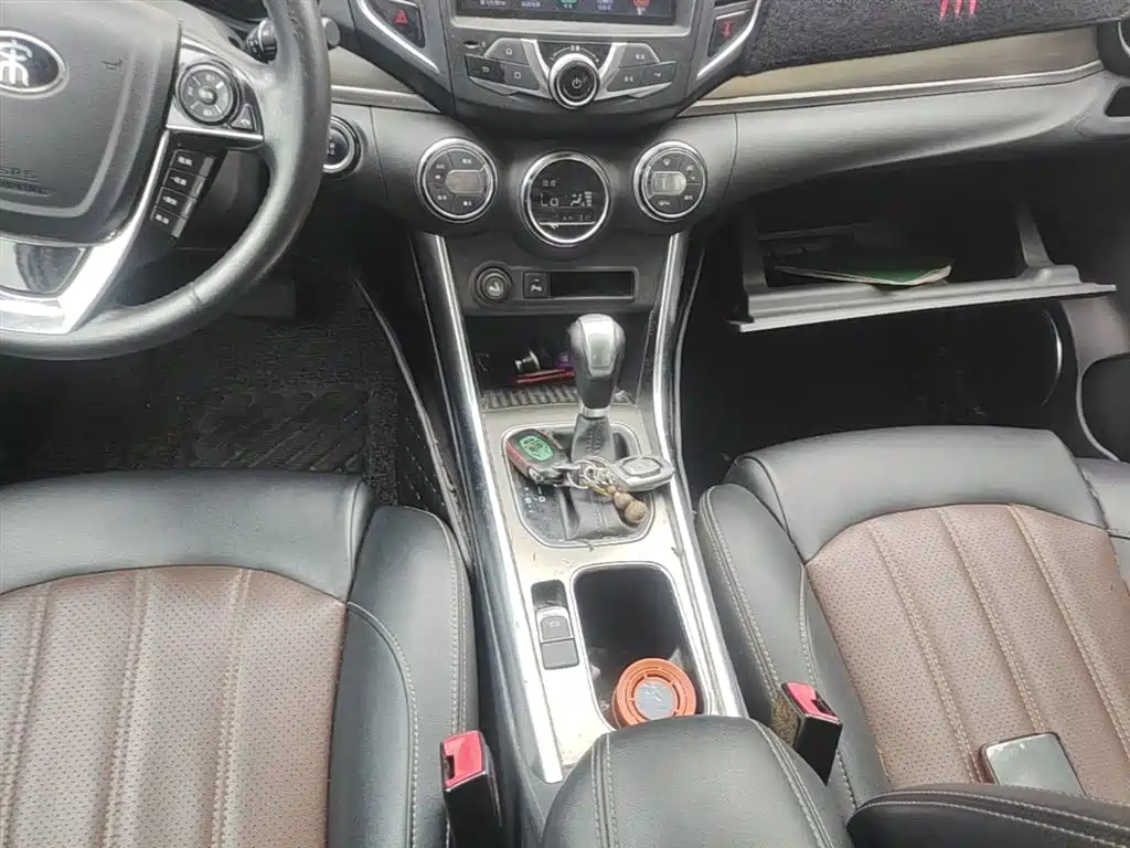 BYD Song 2016 Ultimate Edition 1.5TID Automatic Elite фото 14