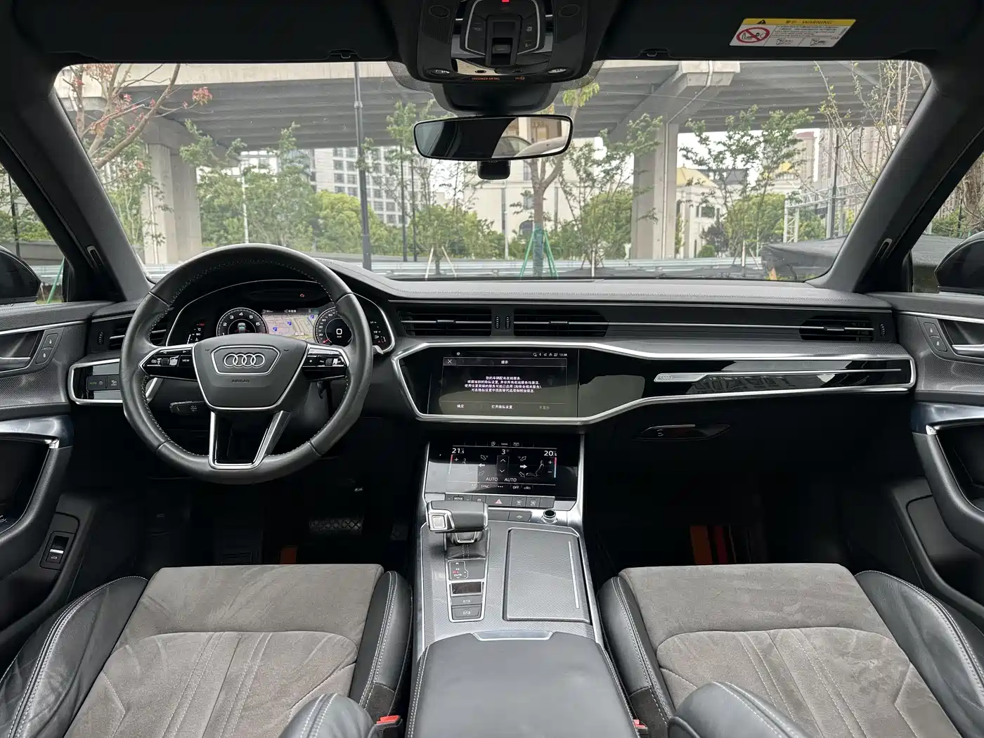 Audi A6L 2021 40 TFSI Luxury Sport фото 7