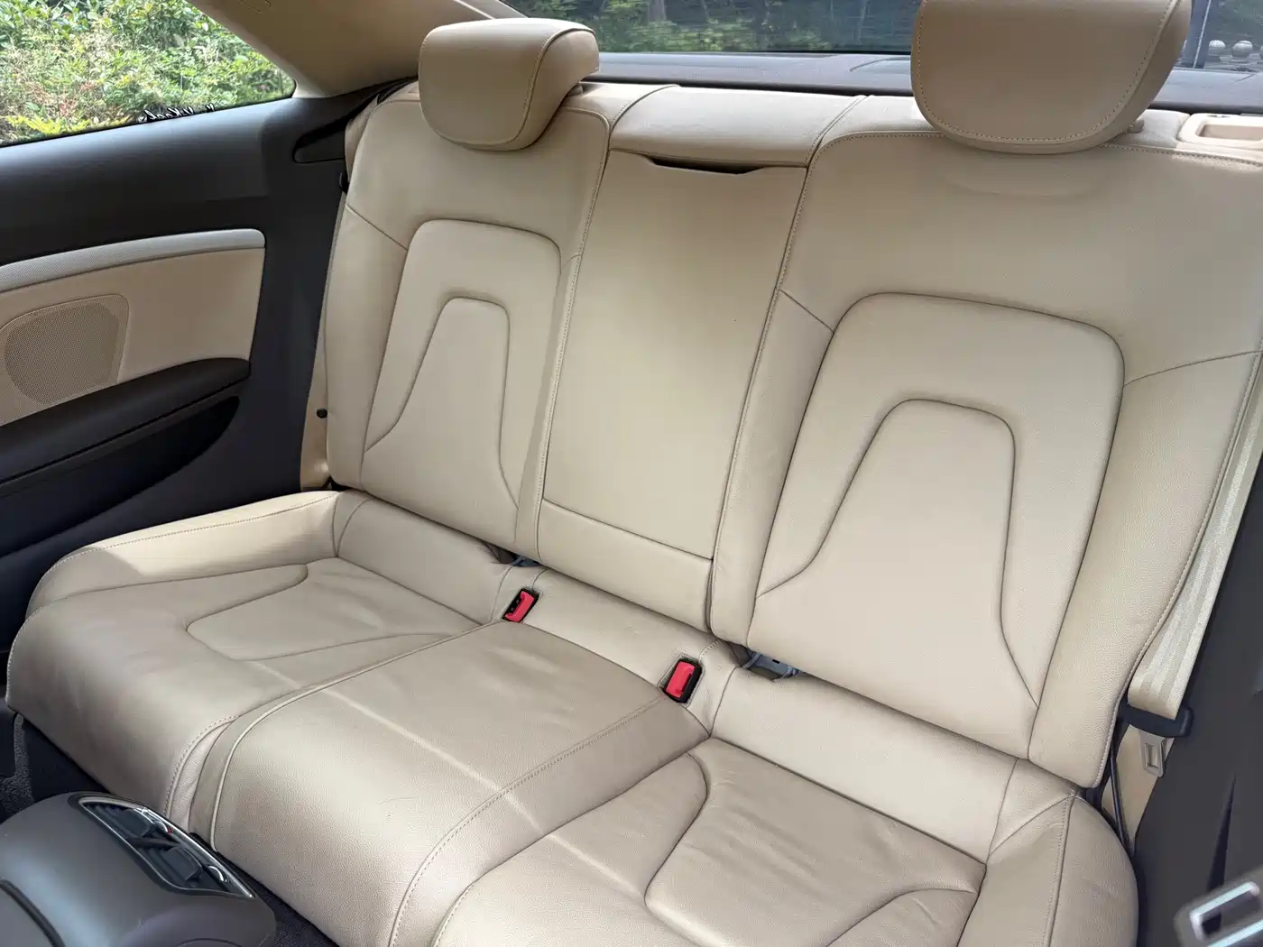 Audi A5 (Import) 2013 Coupe 40 TFSI quattro фото 9