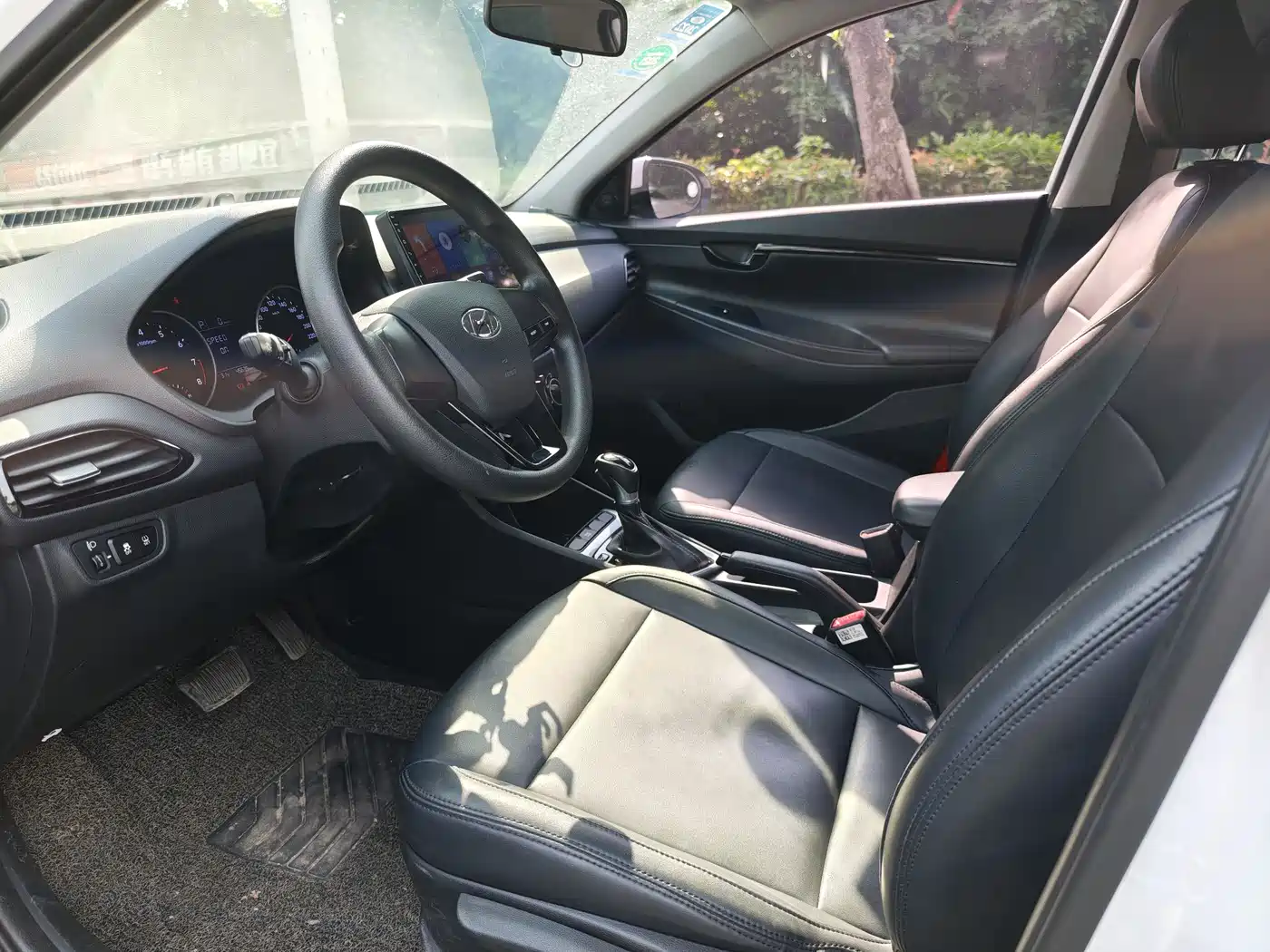 Hyundai Elantra 2020 1.6L Auto GL Pleasing Edition фото 6