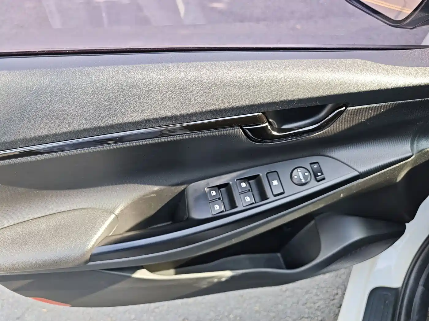 Hyundai Elantra 2020 1.6L Auto GL Pleasing Edition фото 7
