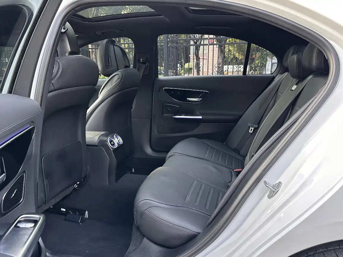 Mercedes-Benz C-Class 2023 C 260 L Sport фото 20