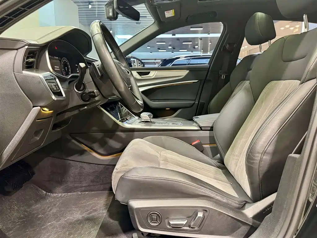 Audi A6L 2024 40 TFSI Luxury Dynamic фото 17