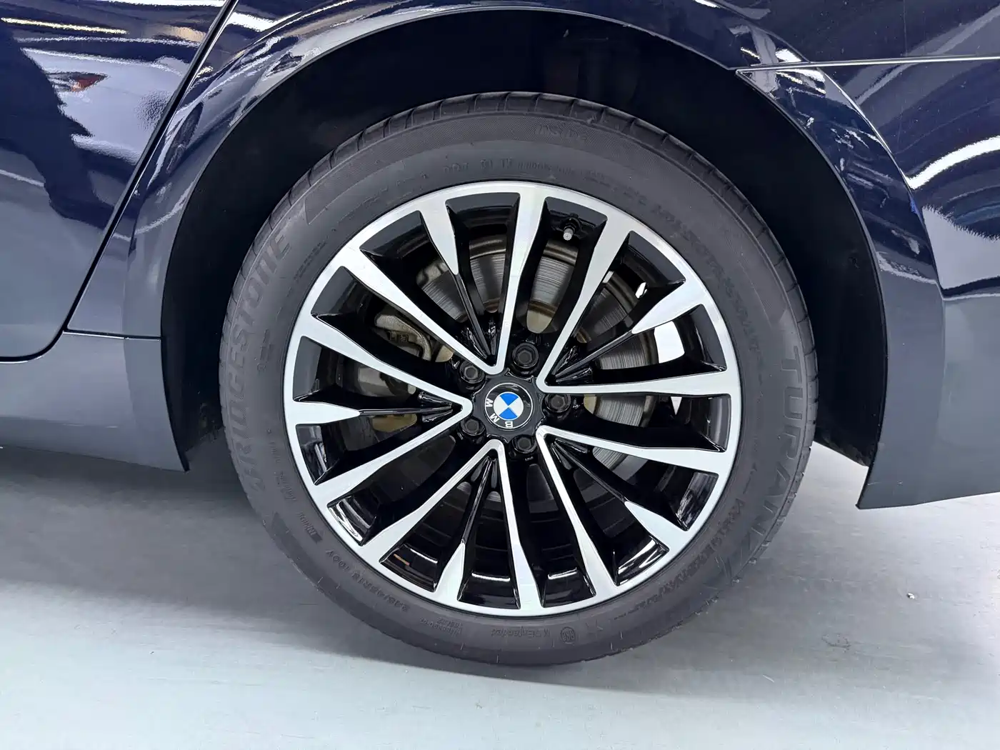BMW 5 Series 2022 525Li Luxury Package фото 19