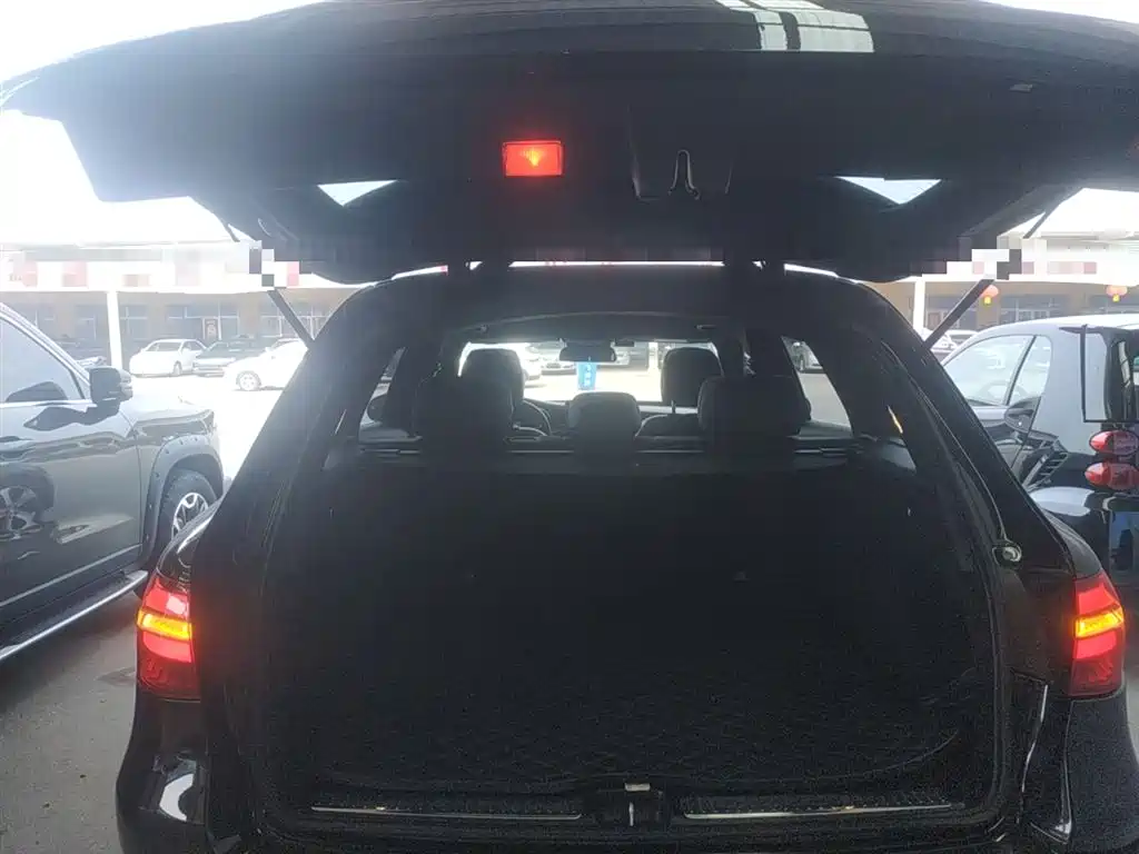Mercedes-Benz GLC 2016 GLC 300 4MATIC Dynamic фото 19