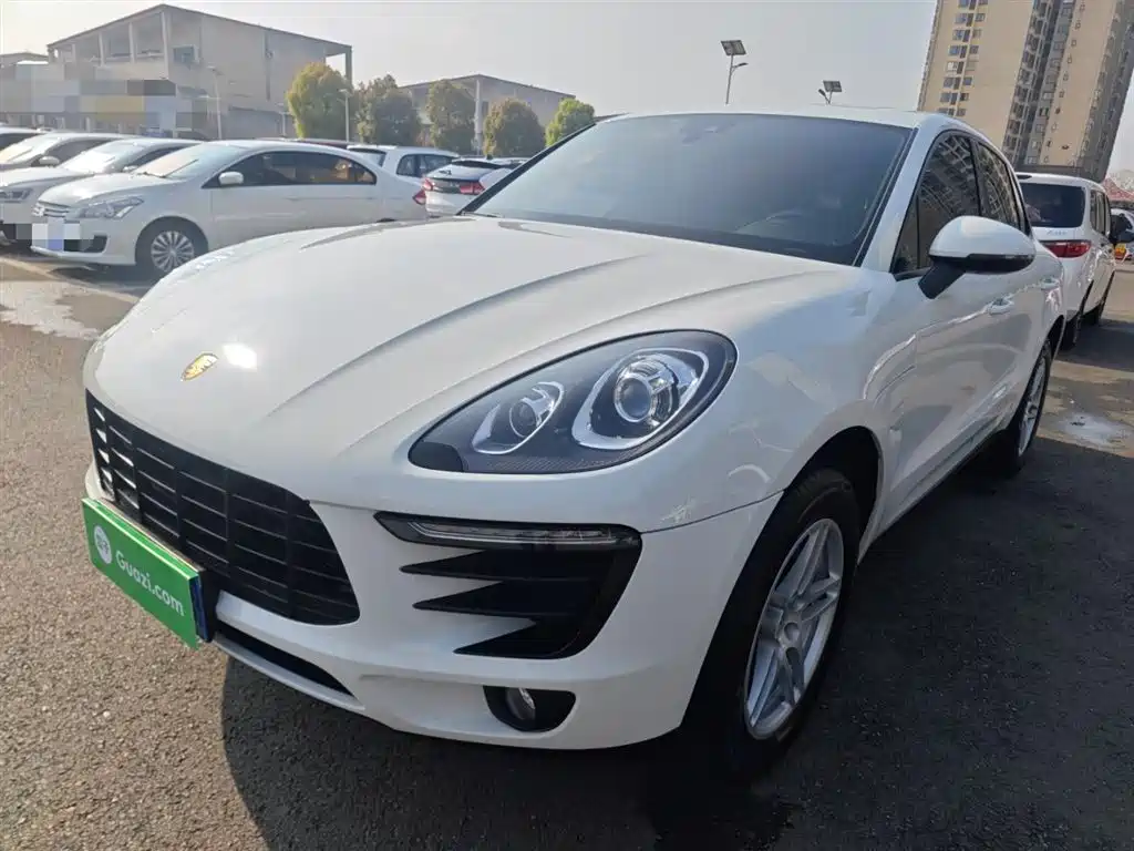 Porsche Macan 2017 Macan 2.0T фото 2