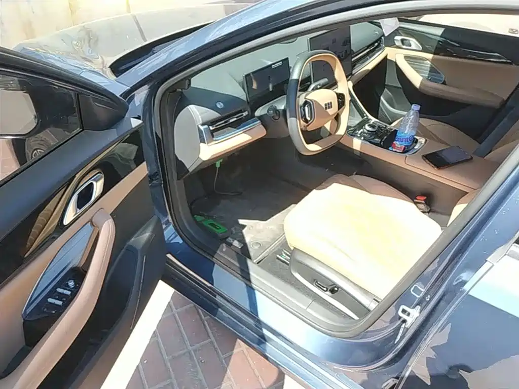 Geely Galaxy Galaxy A7 2025 EM-i фото 16
