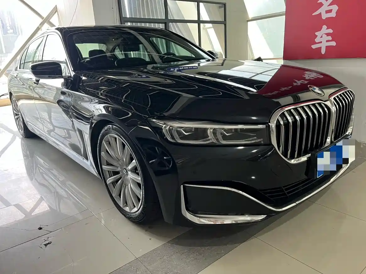 BMW 7 Series 2019 730Li Luxury Package фото 3