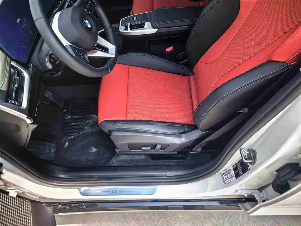 BMW X1 2023 sDrive20Li X Design Package фото 5