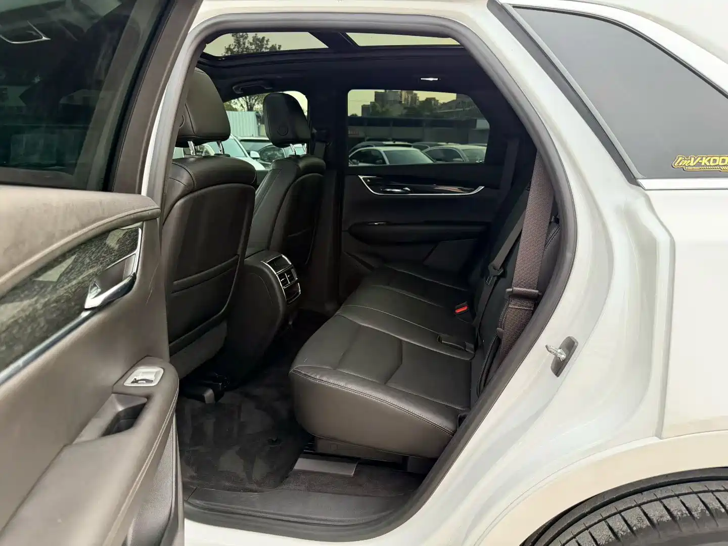 Фото 5 - Cadillac XT5