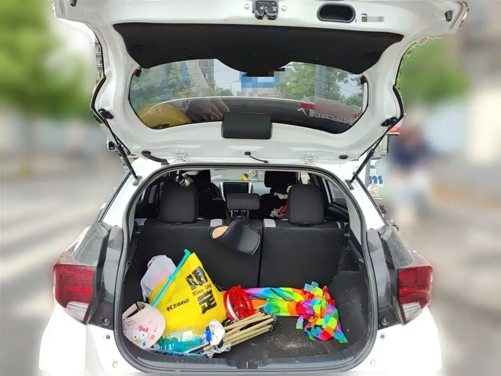Toyota YARiS L Zhi Xuan 2020 Zhi Xuan X 1.5L CVT Leading фото 10