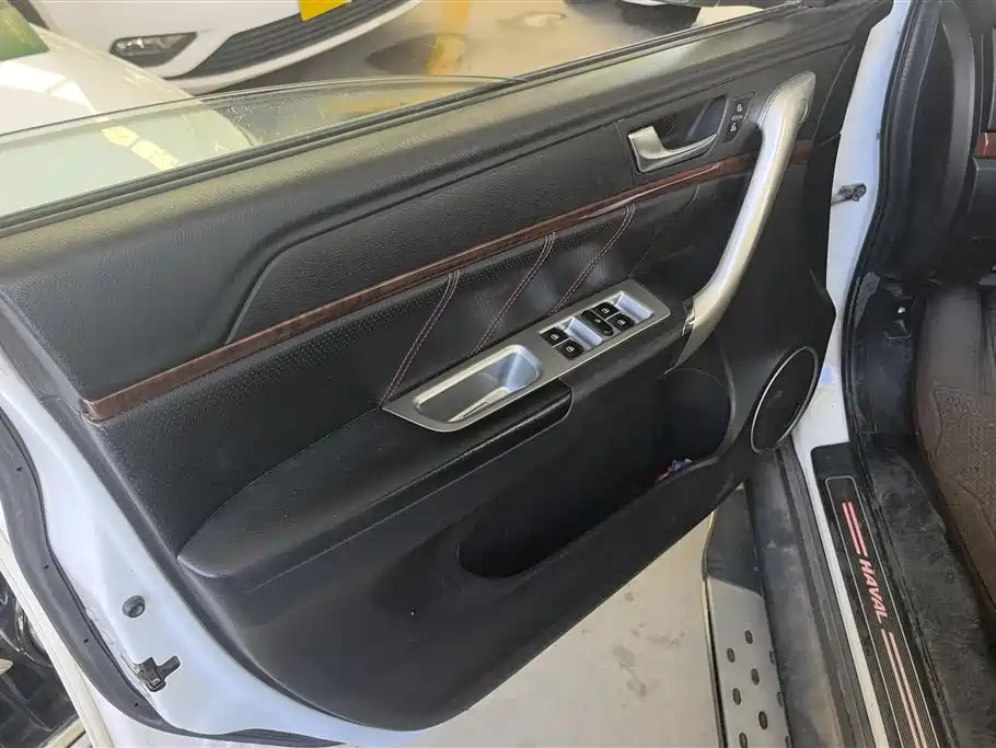 Haval H6 2014 Sport 1.5T Manual 2WD Elite фото 7